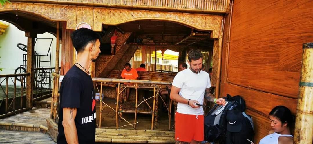 Hotel Bambooze Hauz Balabag  Esterno foto