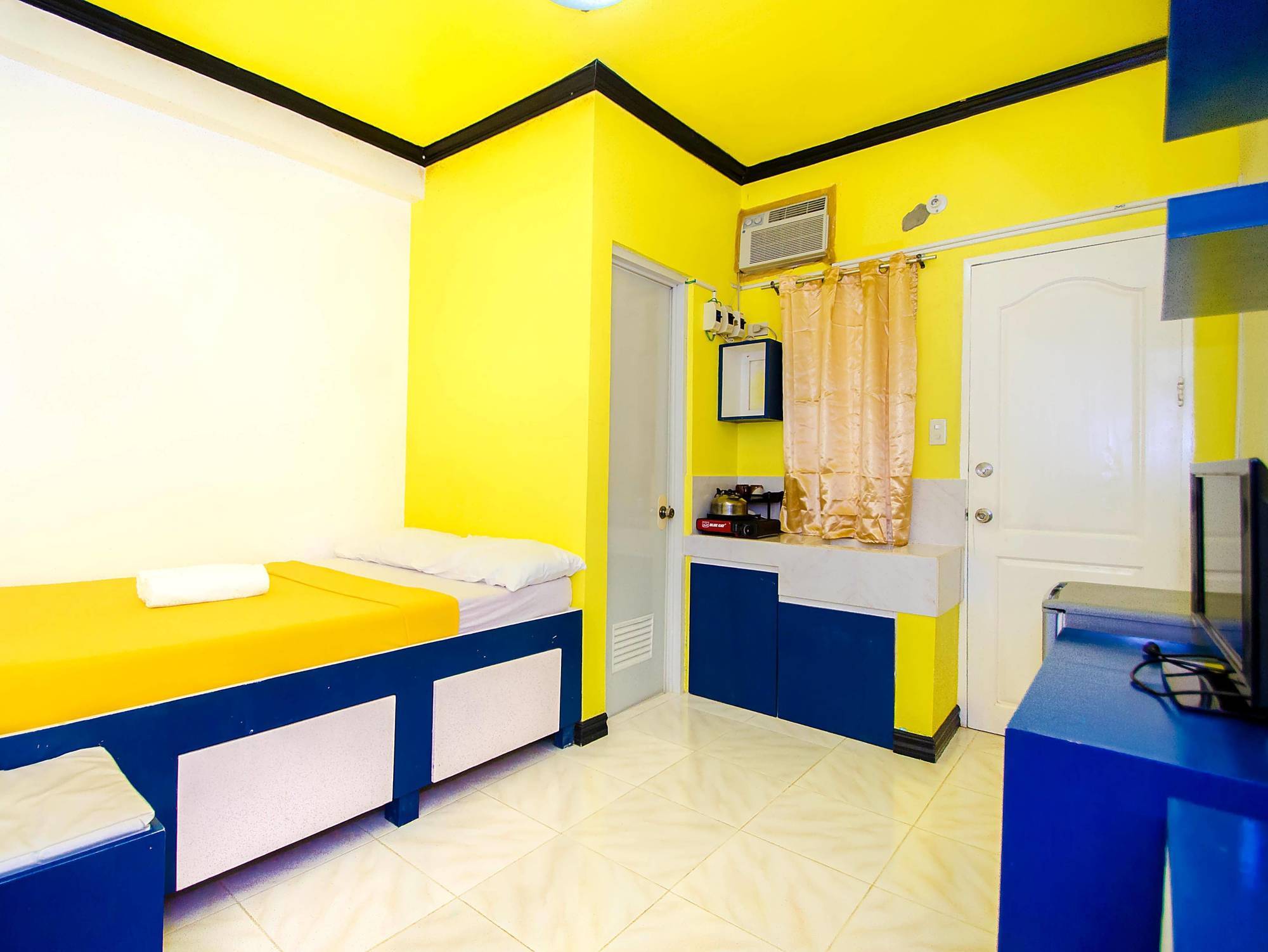 Hotel Bambooze Hauz Balabag  Esterno foto